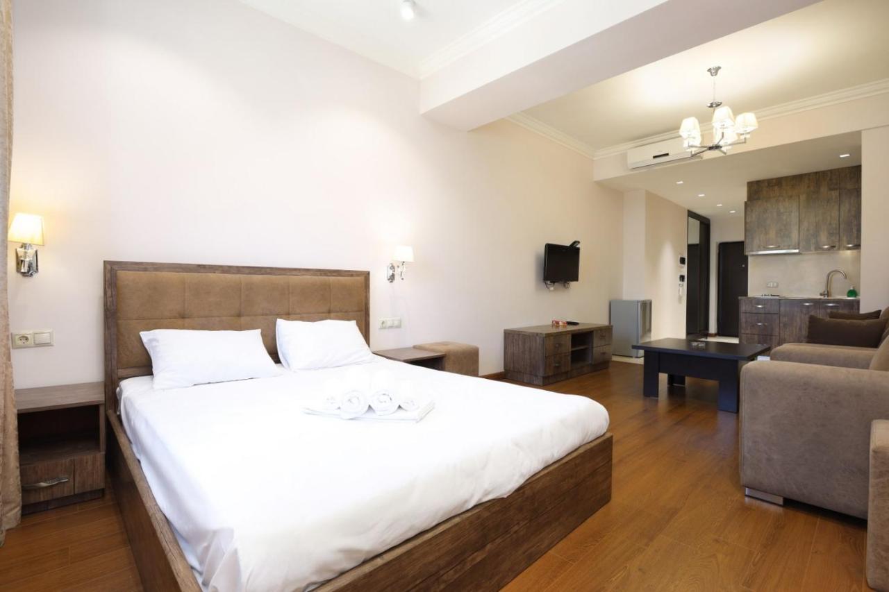 Stay Inn-Apartments On Buzand 17 Yerevan Exterior photo