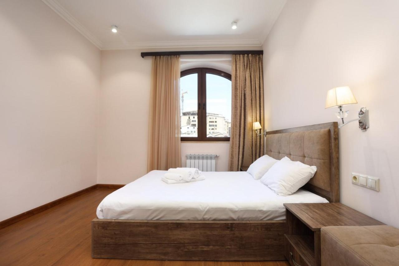 Stay Inn-Apartments On Buzand 17 Yerevan Exterior photo