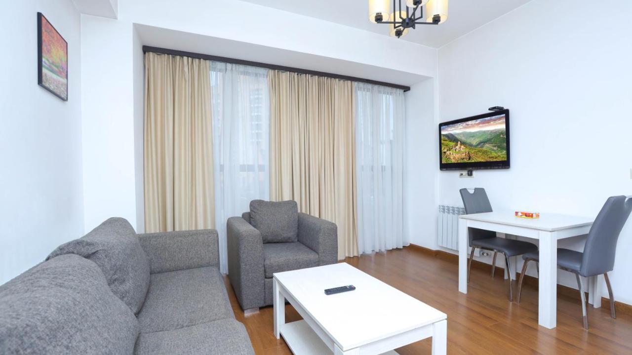 Stay Inn-Apartments On Buzand 17 Yerevan Exterior photo
