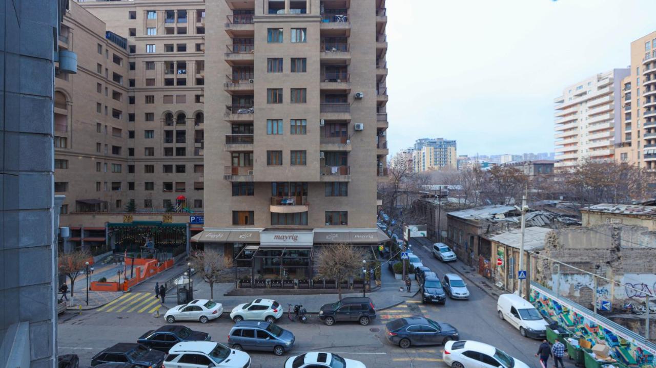 Stay Inn-Apartments On Buzand 17 Yerevan Exterior photo