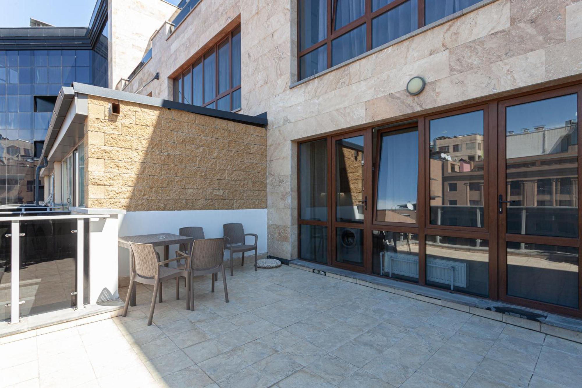 Stay Inn-Apartments On Buzand 17 Yerevan Exterior photo